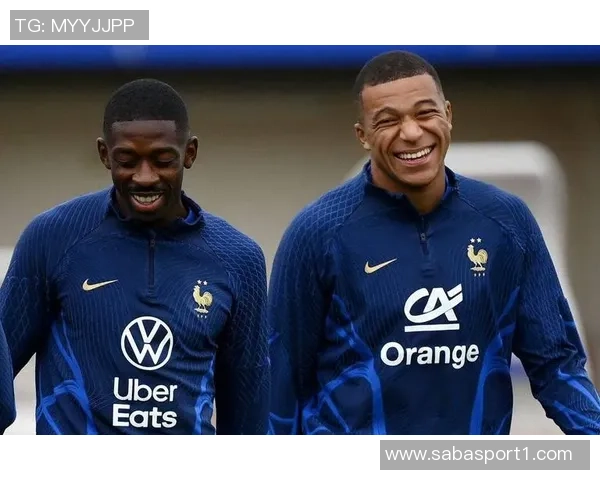 中场中路球员身价榜揭晓佩德里以14亿欧元领跑巴尔韦德赖斯紧随其后